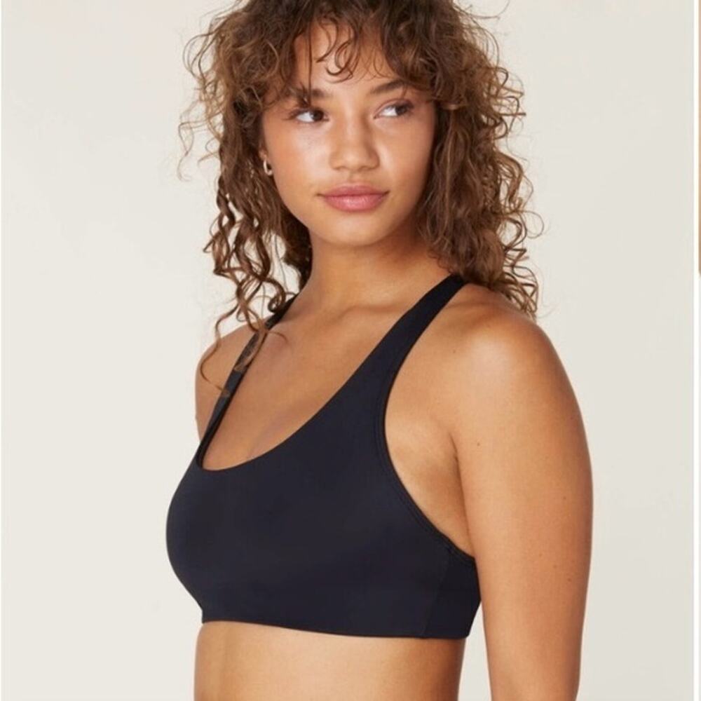 Andie Swim Caledonia Swimsuit Top in Black Size Medium